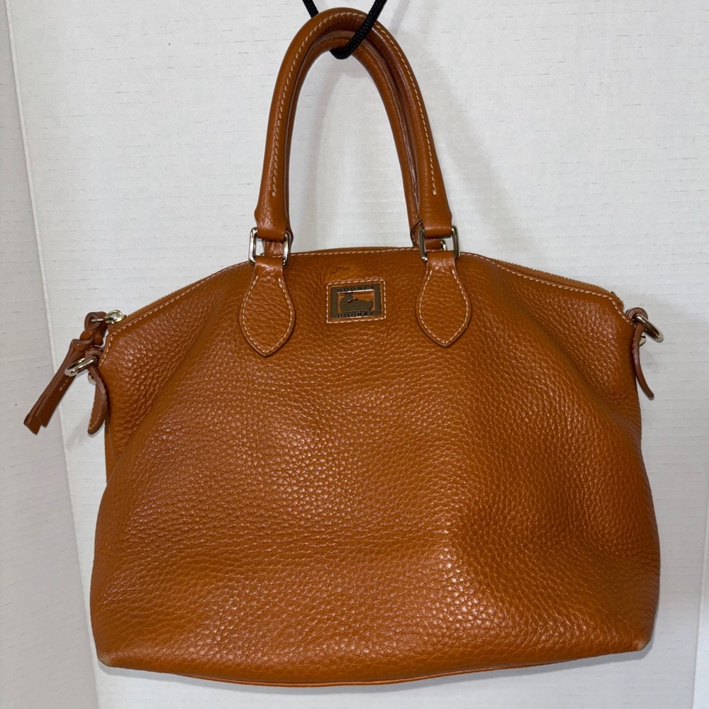 Dooney & Bourke Vintage Pebble Grain Leather Satchel Handbag